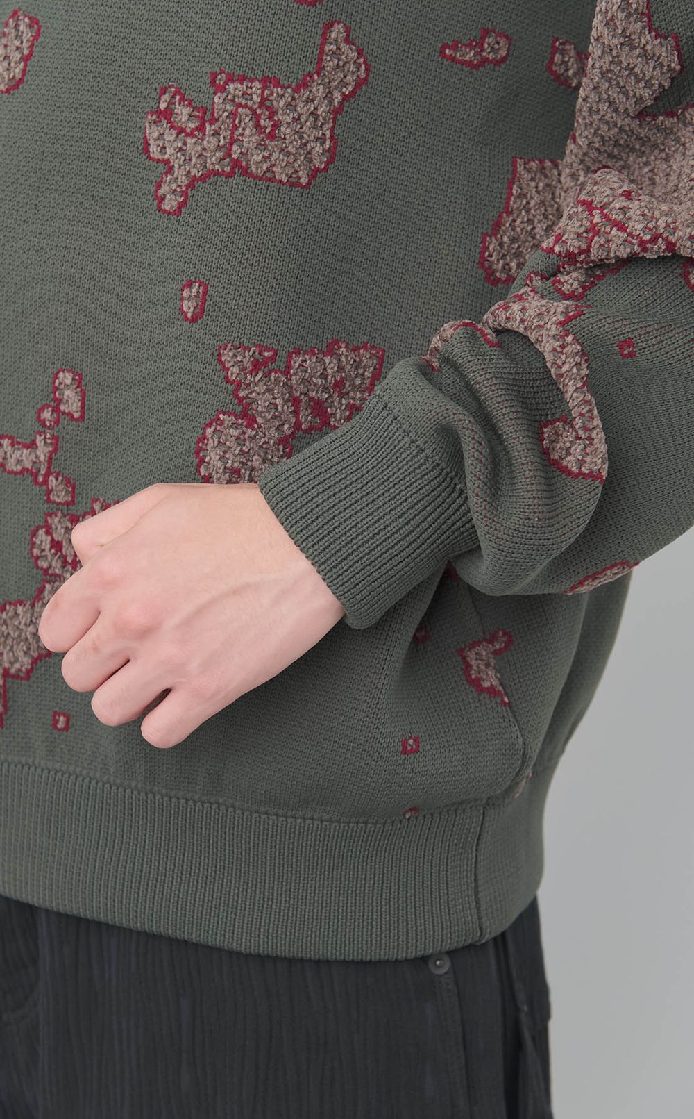 ジャガードクルーネックスウェット