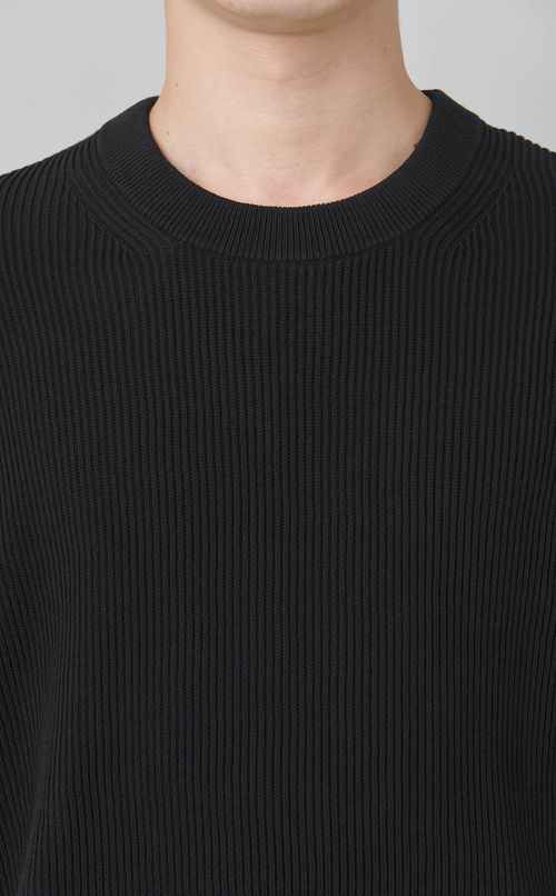 オーディナリープルオーバーニット