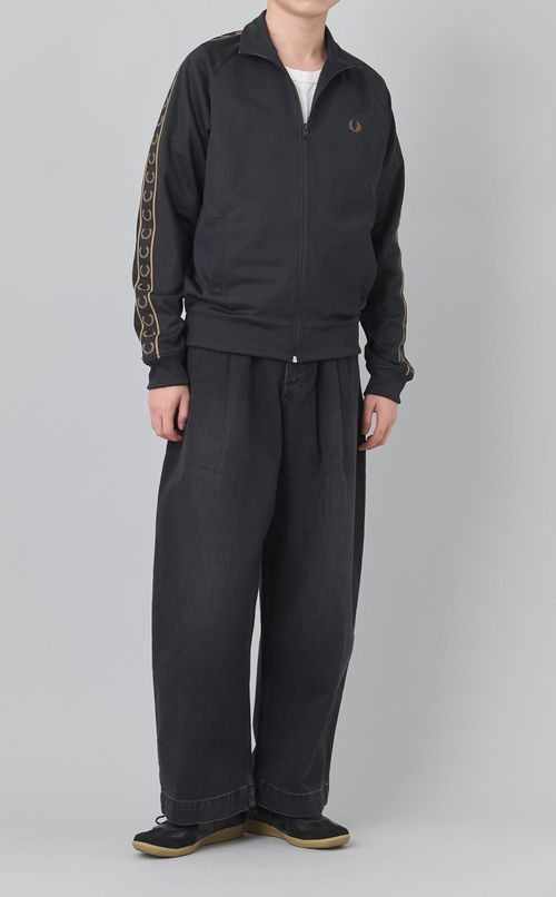 コントラストテープトラックジャケット