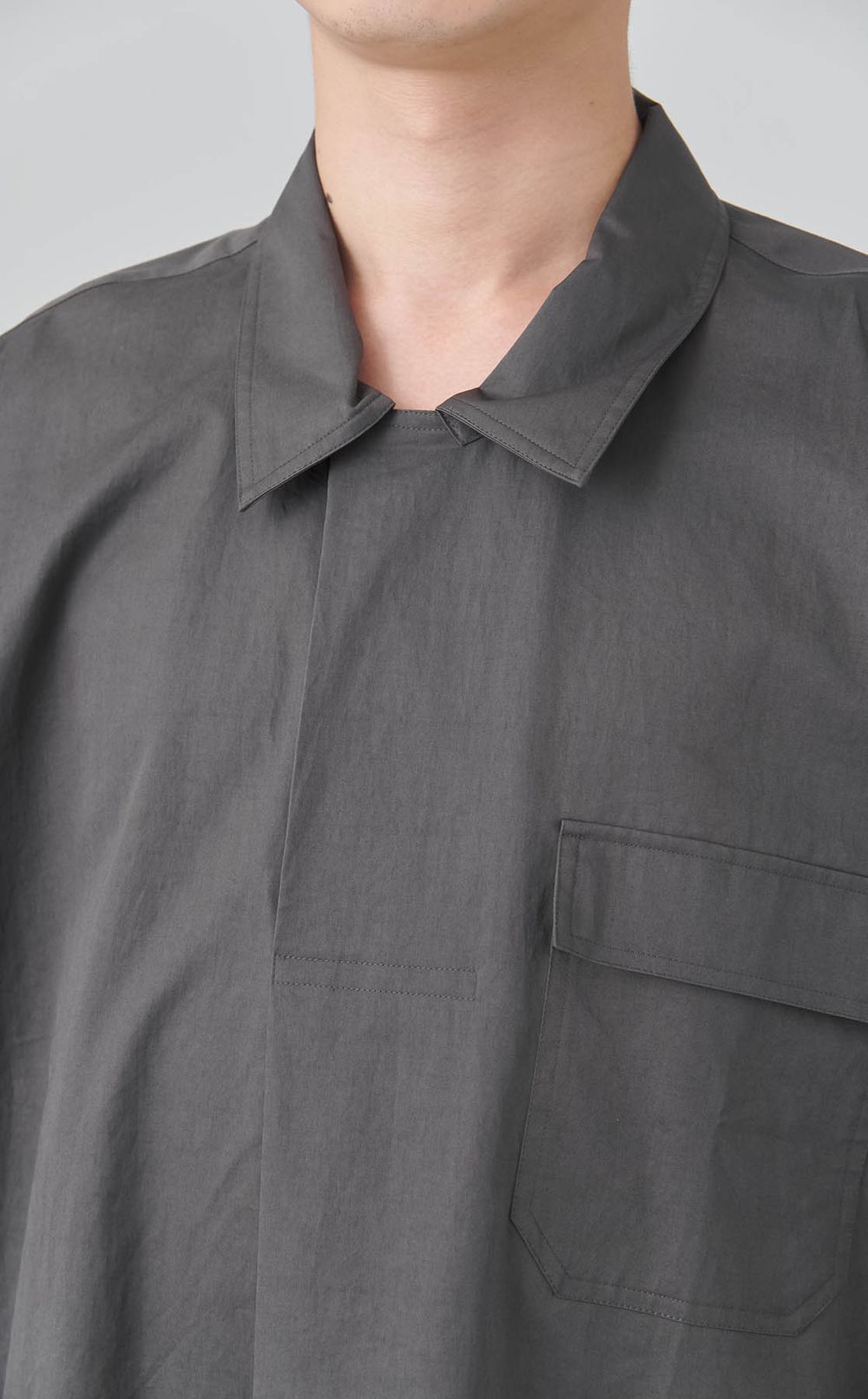 ラッププルオーバーシャツ