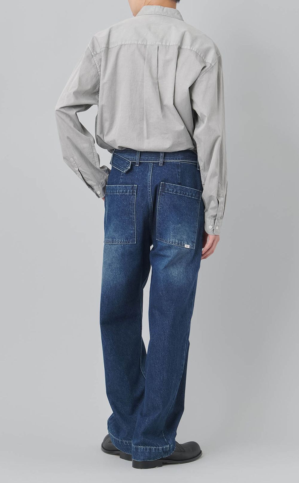 ベルテッドデニムスラックス