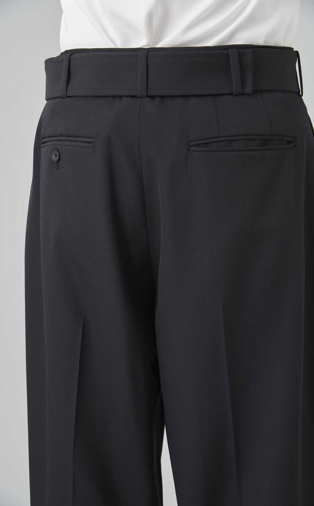 ドビークロスベルテッドワイドパンツ