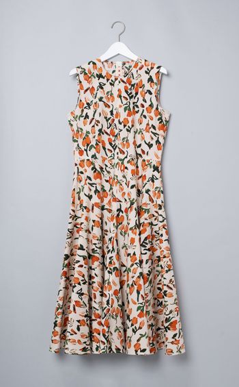 フラワープリントノースリーブワンピース