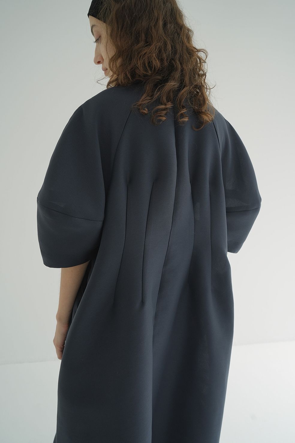 フォームスリーブワンピース