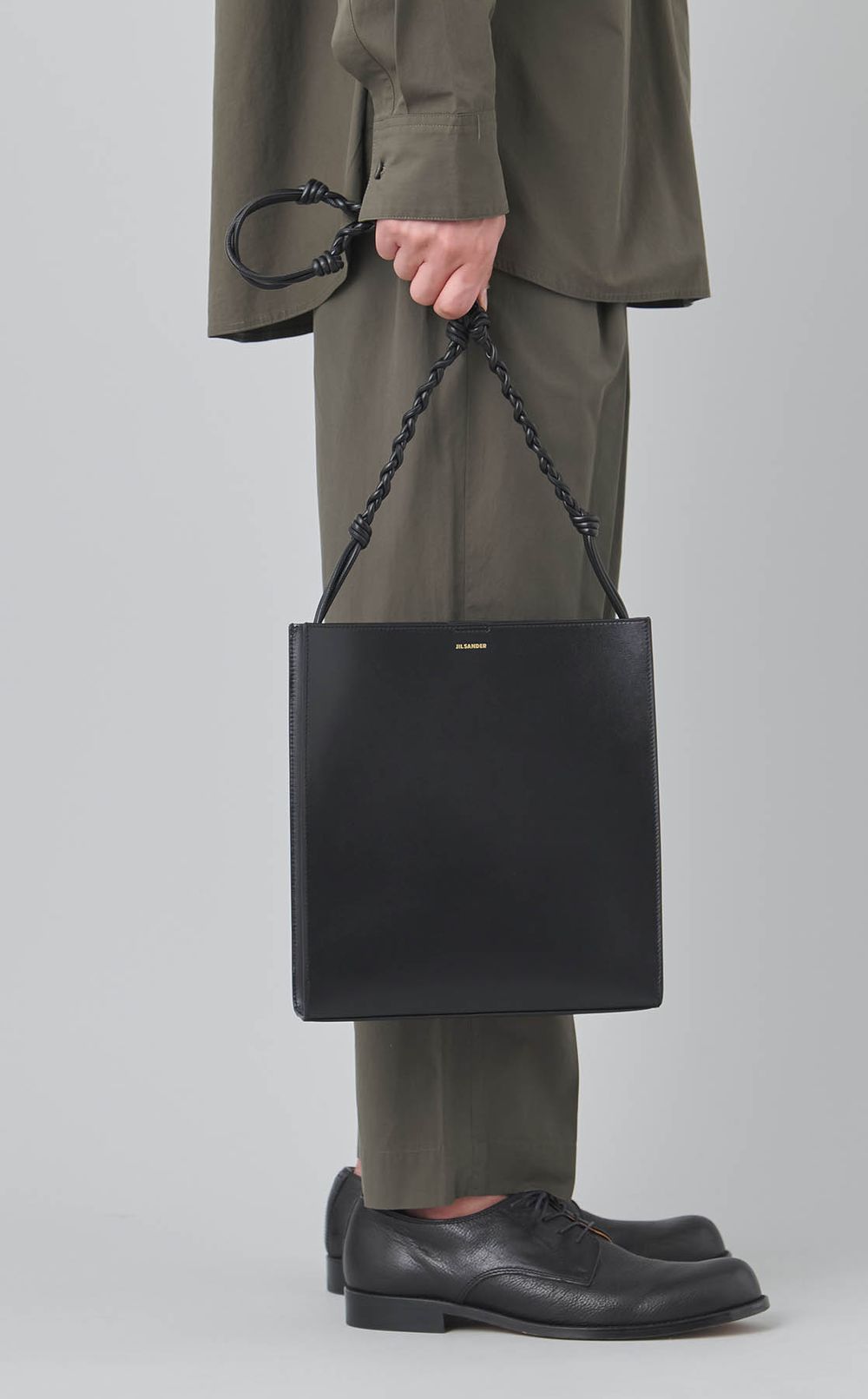 TANGLE MDレザーショルダーバッグ