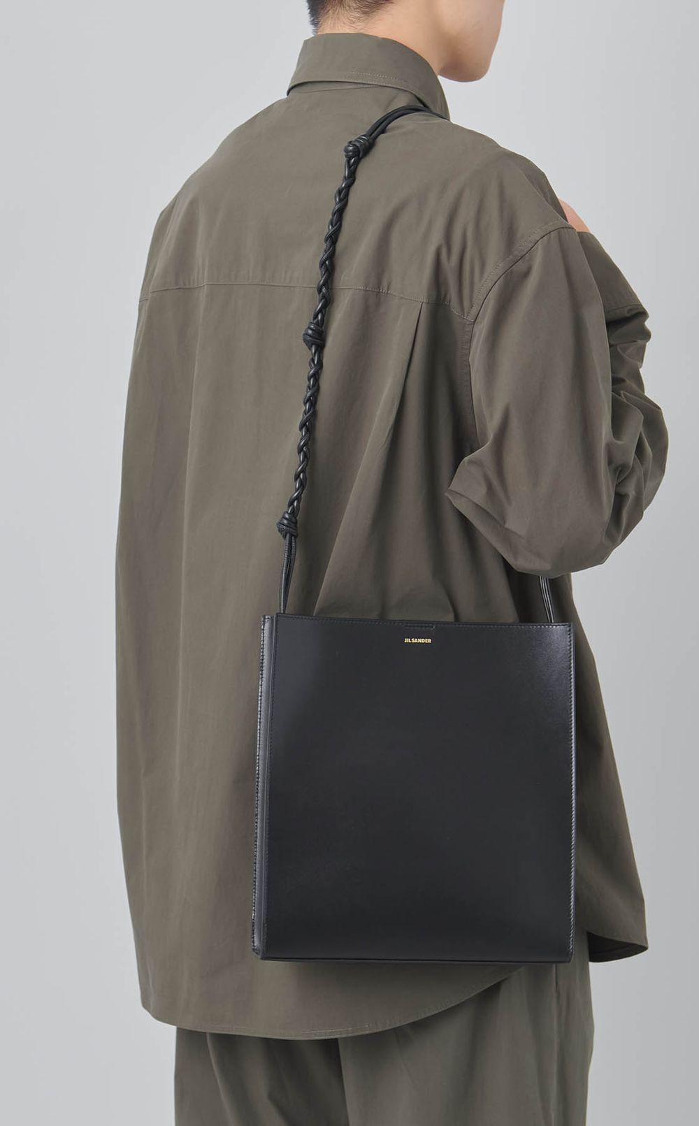 TANGLE MDレザーショルダーバッグ