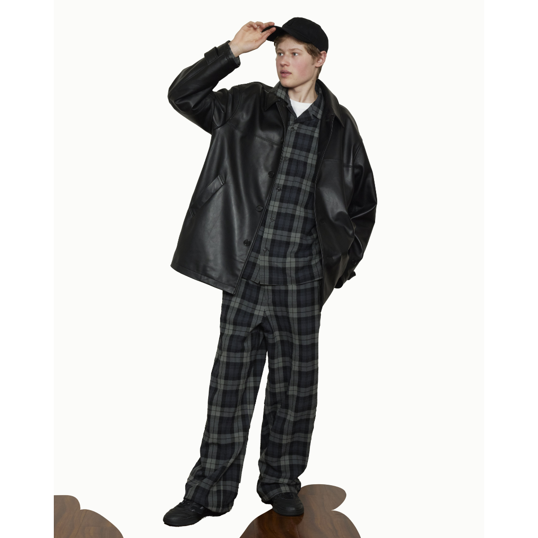 UNIVERSAL PRODUCTS.25awLOOKBOOK