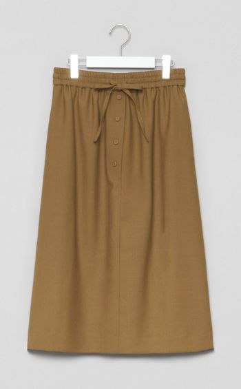 ボタンフロントスカート