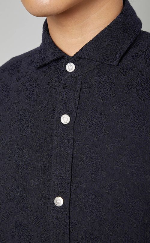 アラベスクシャツ