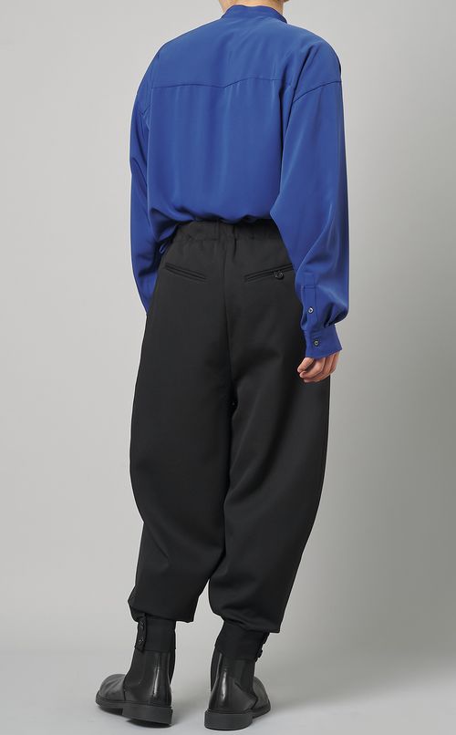 フリルタイシャツ