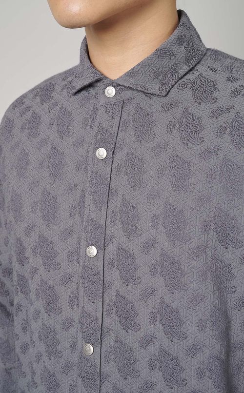 アラベスクシャツ