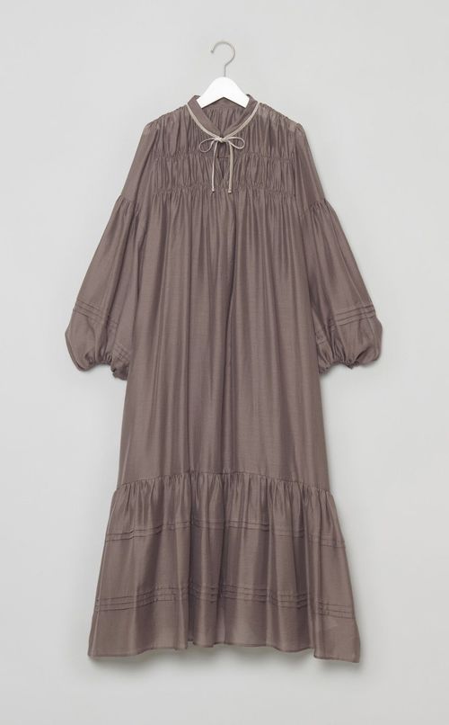 シフォンギャザーワンピース