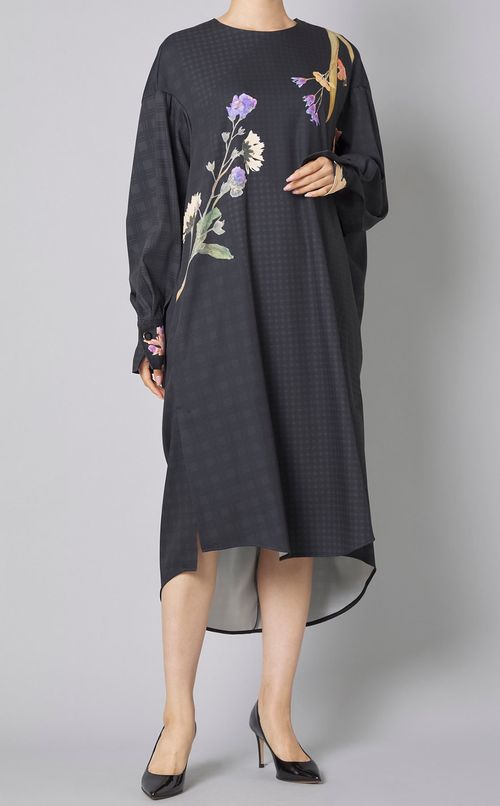 フラワープリントコクーンワンピース