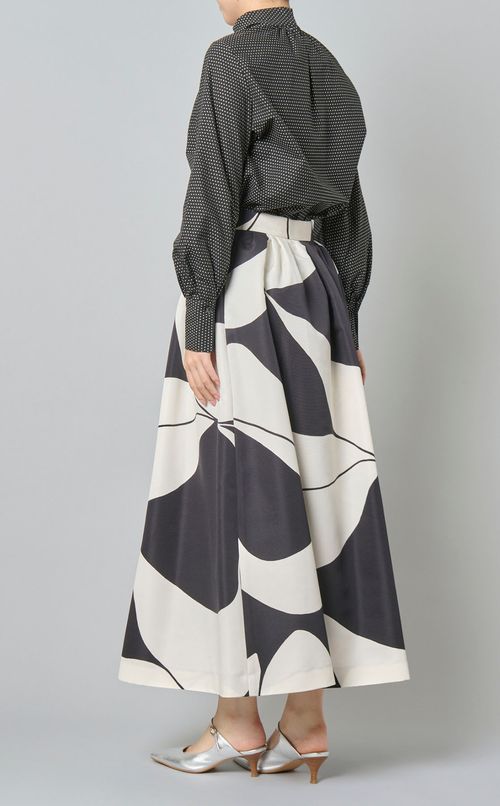 リーフプリントフレアスカート