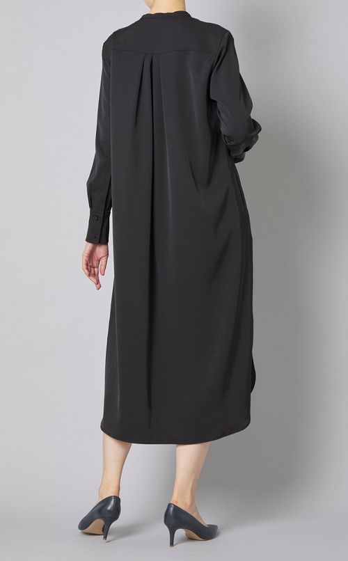 ノーカラーAラインワンピース