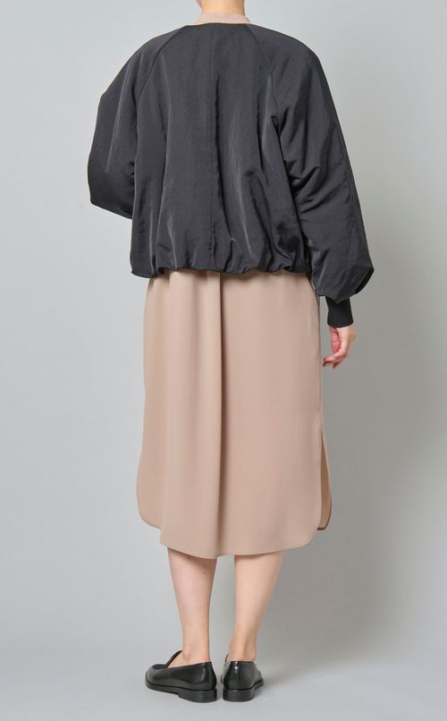 ギャザーバルーンシルエットブルゾン