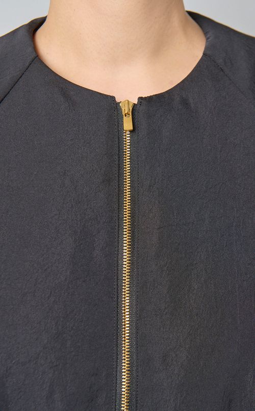 ギャザーバルーンシルエットブルゾン