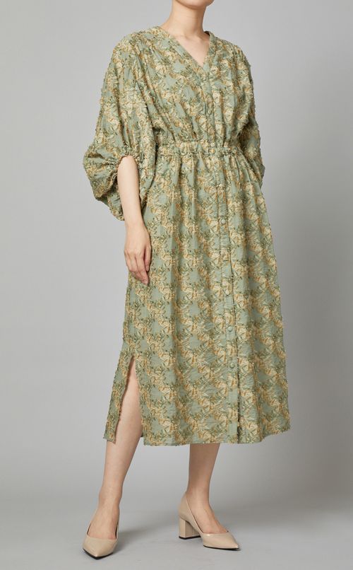 ボタニカルジャガードドレス