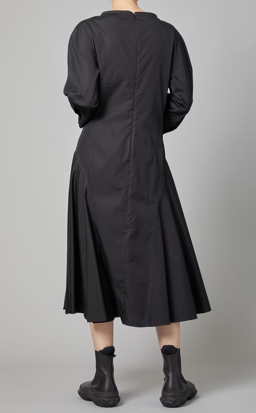 ギャザーフレアワンピース