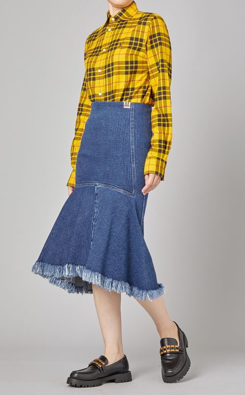 チェックシャツ