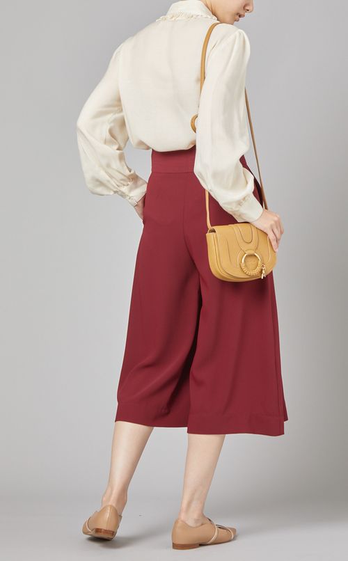 フリルカラーシャツ