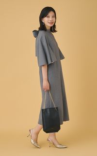 ラメストライプフレアスリーブワンピース