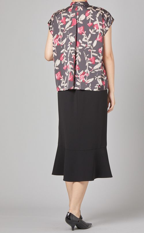 フラワーヨークスリーブブラウス