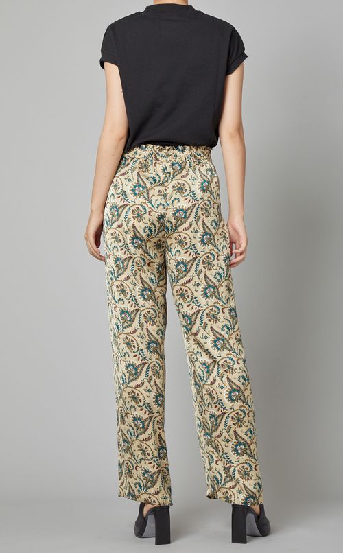 サテンストレートワイドパンツ