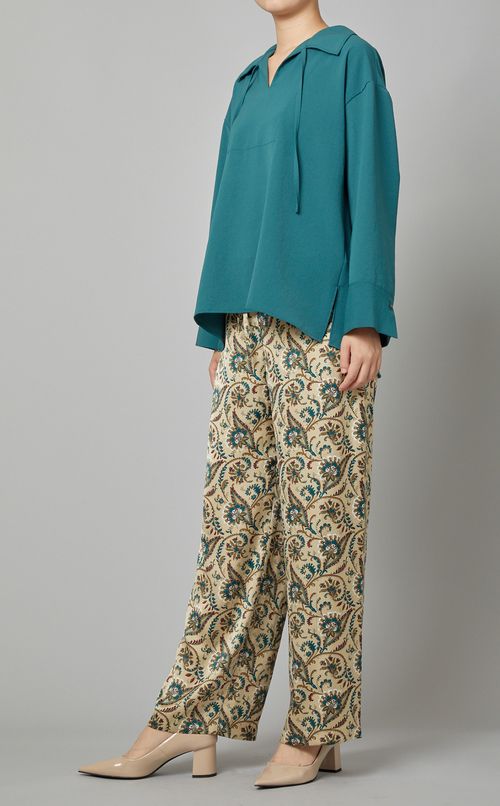 サテンストレートワイドパンツ