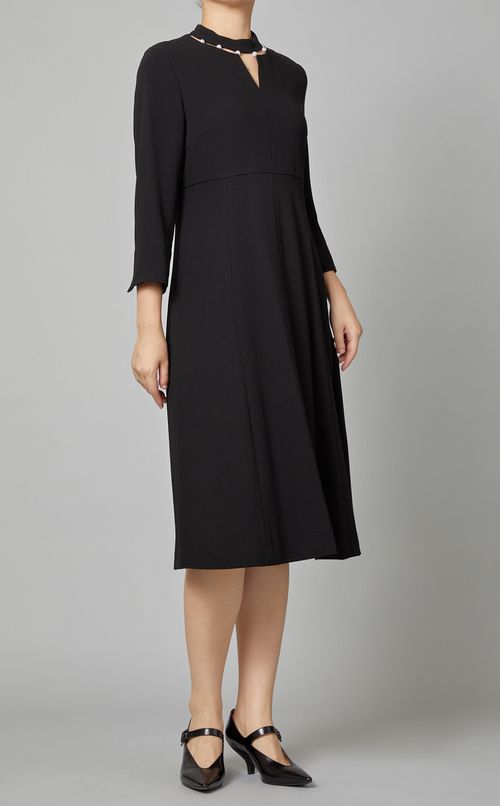 ネックパールワンピース