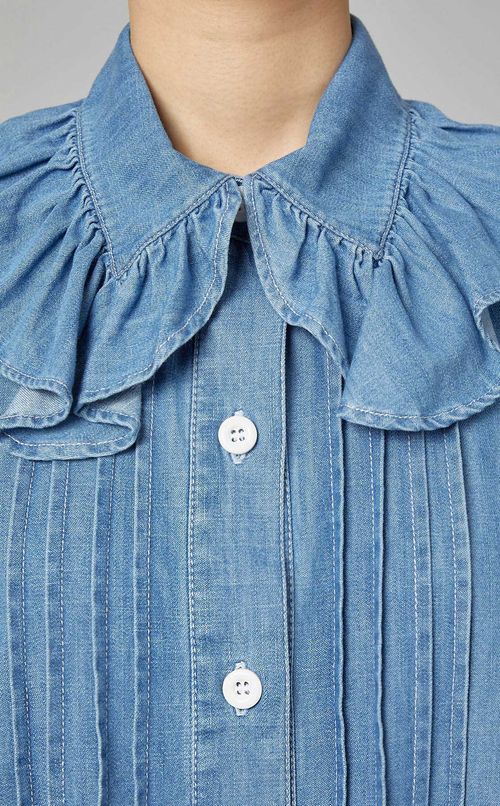 ラッフルカラーデニムブラウス