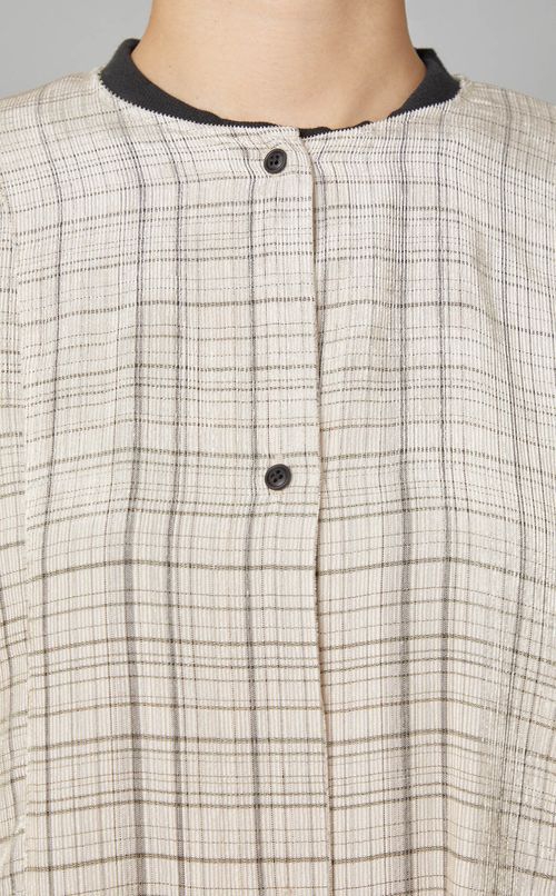 フロントオープンブラウス