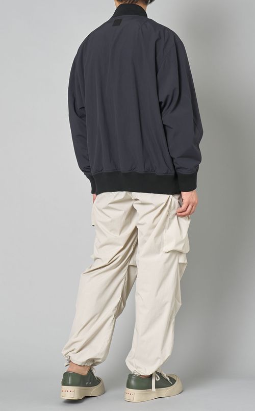 ナイロンタフタジップブルゾン