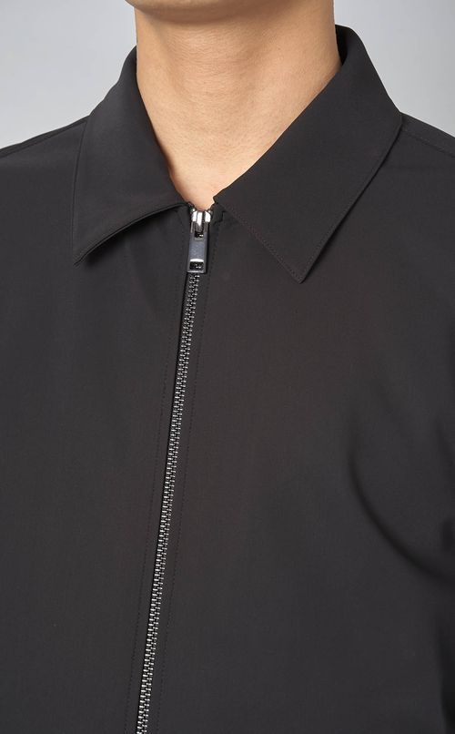 プレシジョンポンチジップブルゾン