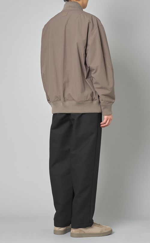 ナイロンタフタジップブルゾン
