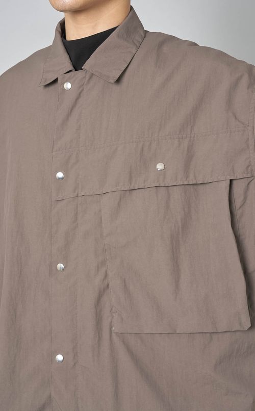 ナイロンタフタシャツジャケット