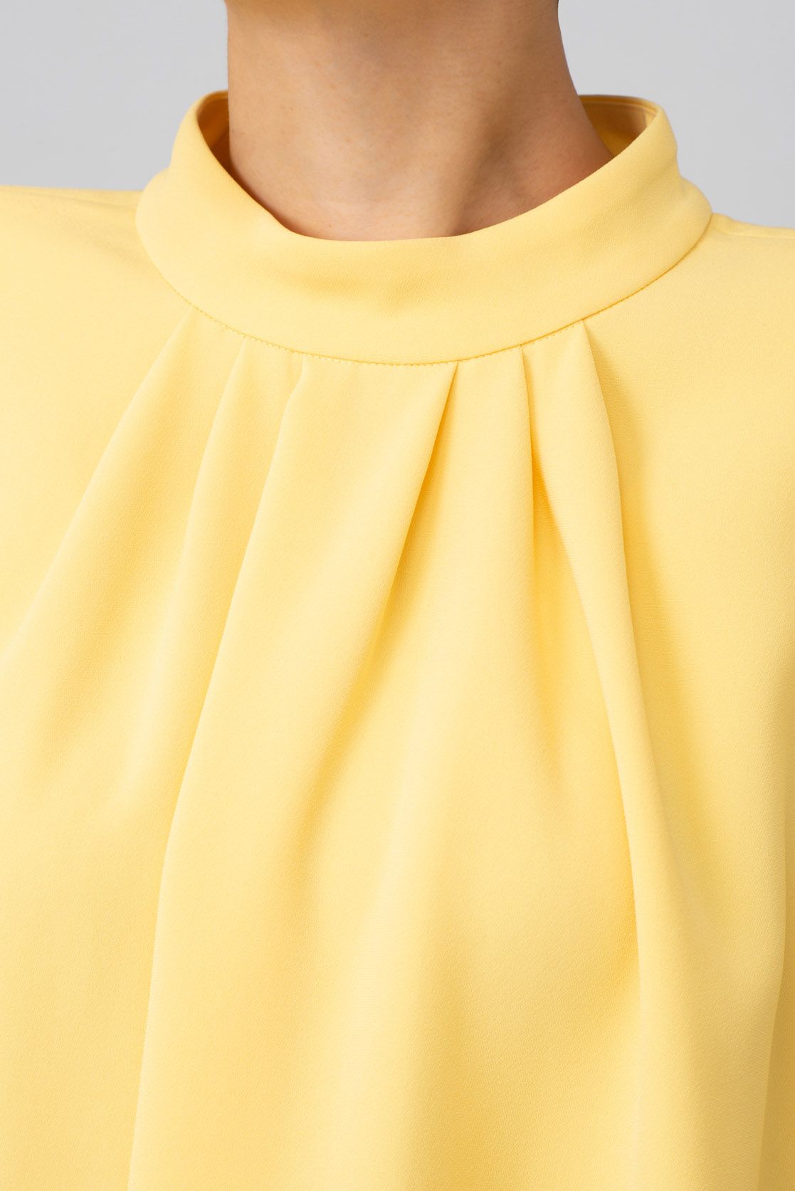 M・fil スタンドカラーフレアブラウス M・fil｜スタンドカラーフレアブラウス