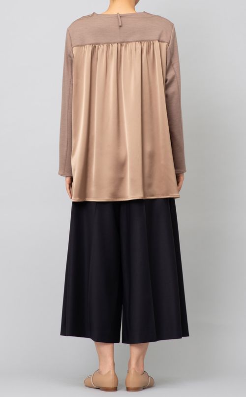 ウールポンチバックサテンブラウス