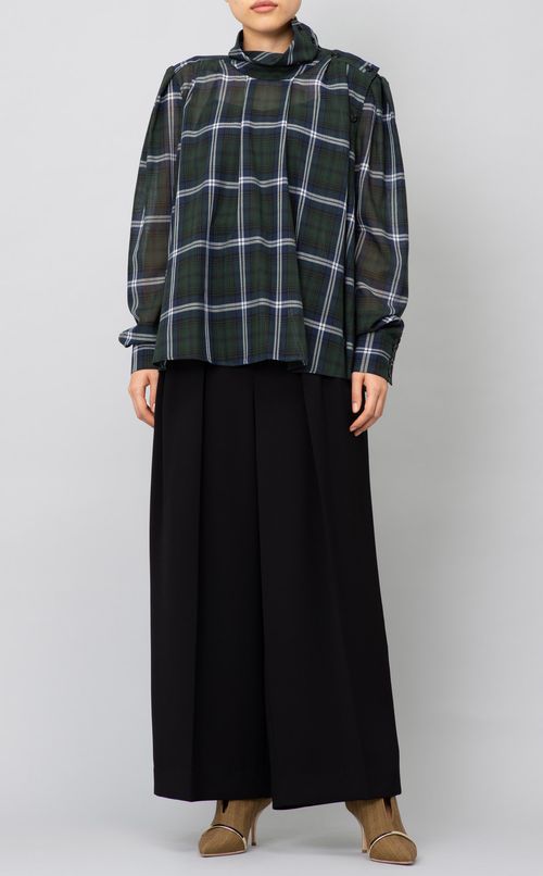 プルオーバーハイネックブラウス