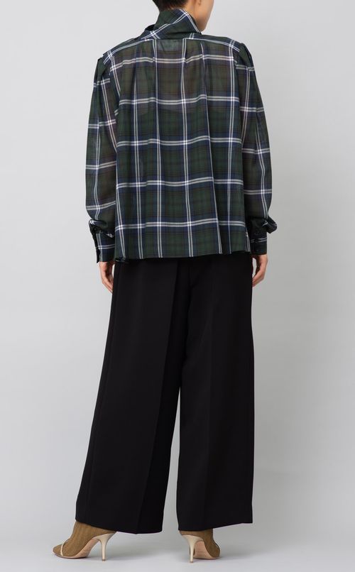 プルオーバーハイネックブラウス