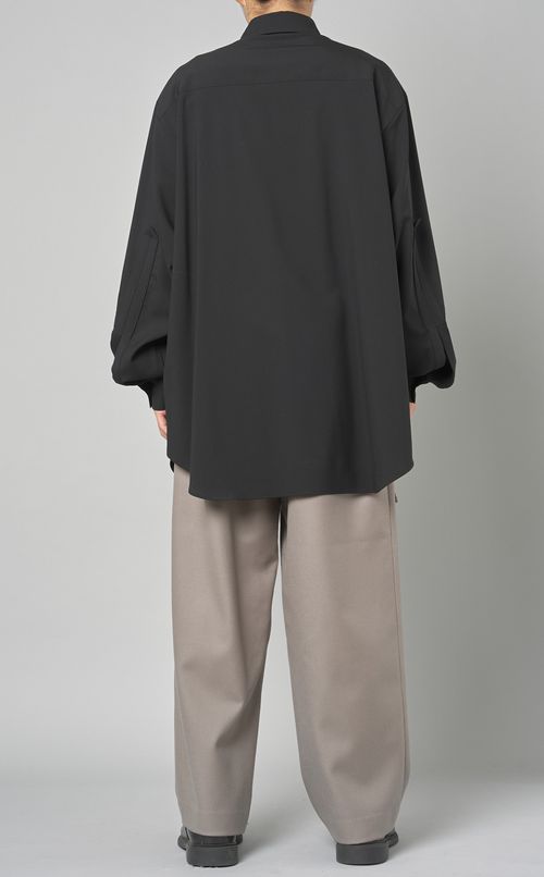 フロントプリーツシャツ