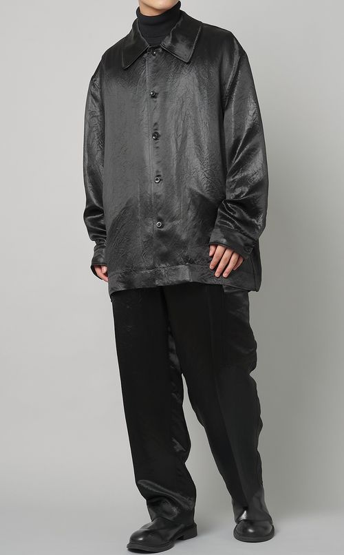 サテンワイドカラーシャツ