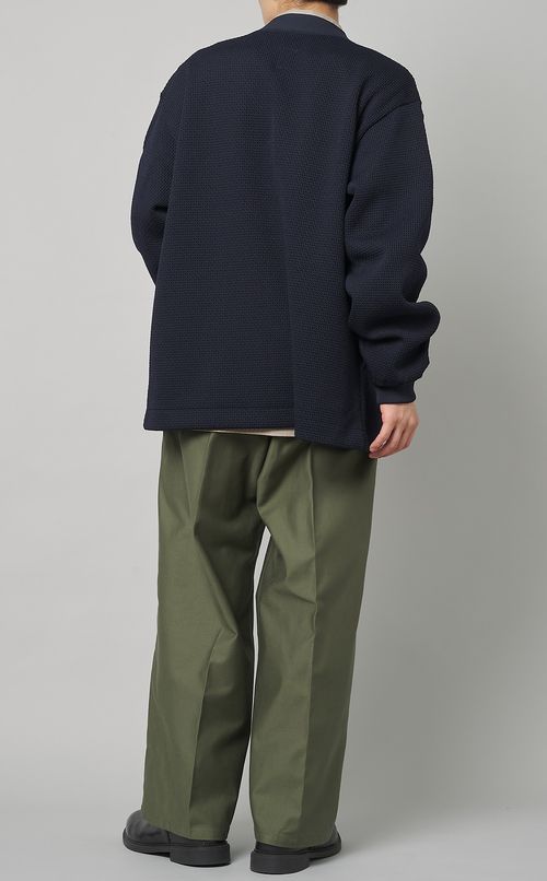 Vネックカーディガン