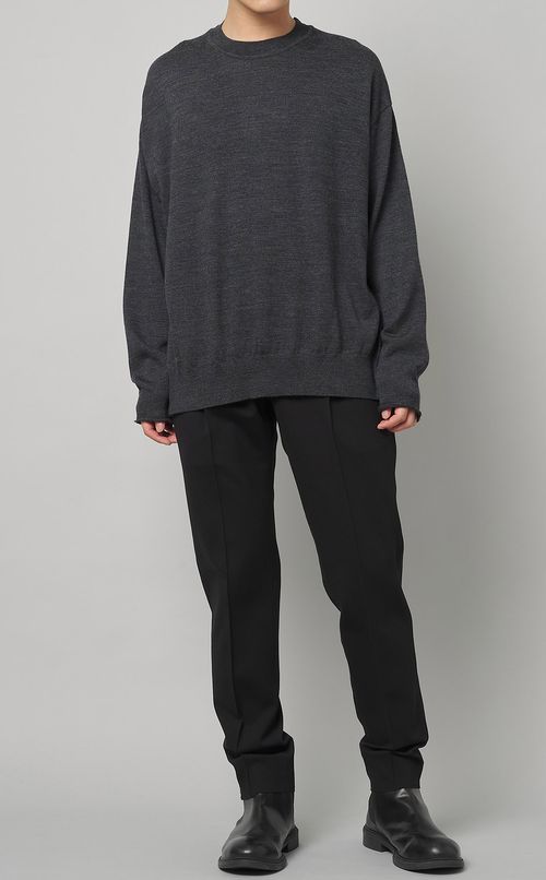 クルーネックニットプルオーバー