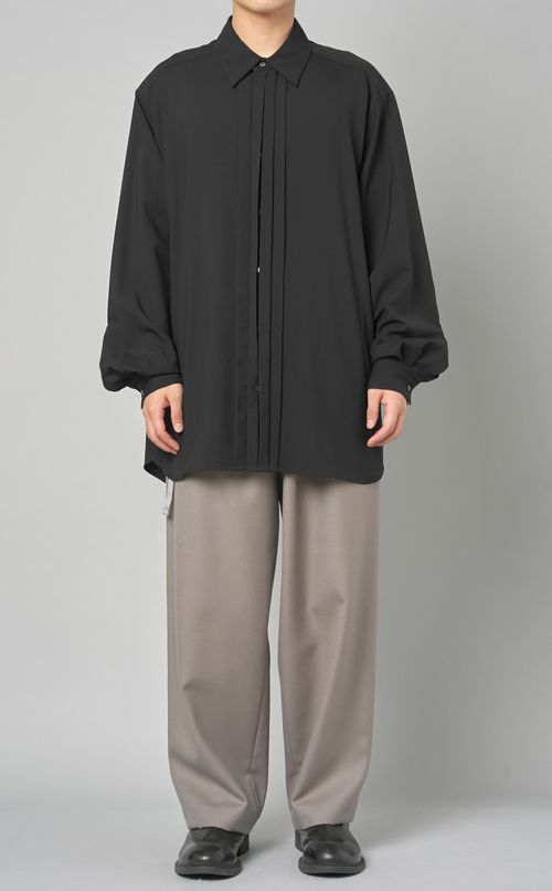 フロントプリーツシャツ