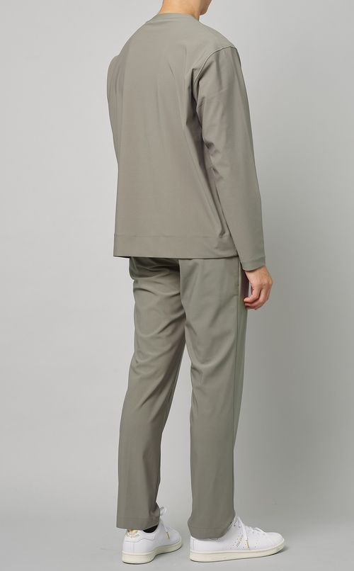 ストレッチクルーネックロングTシャツ