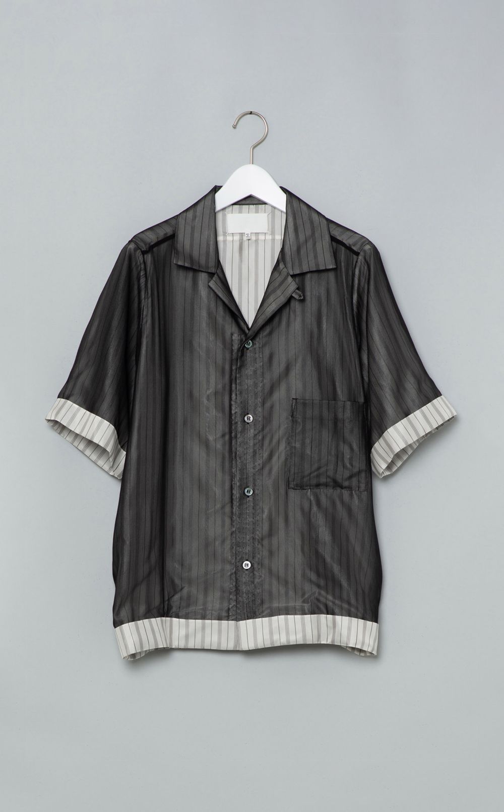 レイヤードオープンカラーシャツ