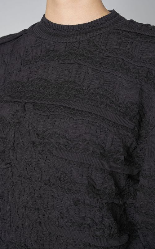 プリーツクルーネックニットプルオーバー