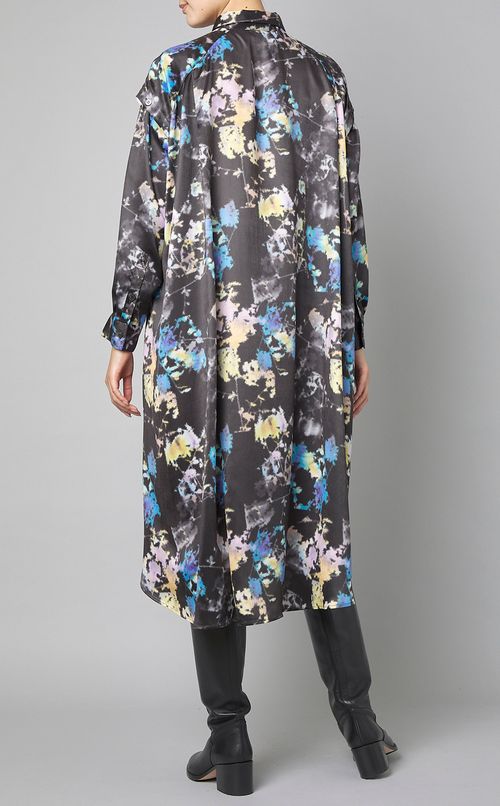 フラワープリントショルダーボタンドレス