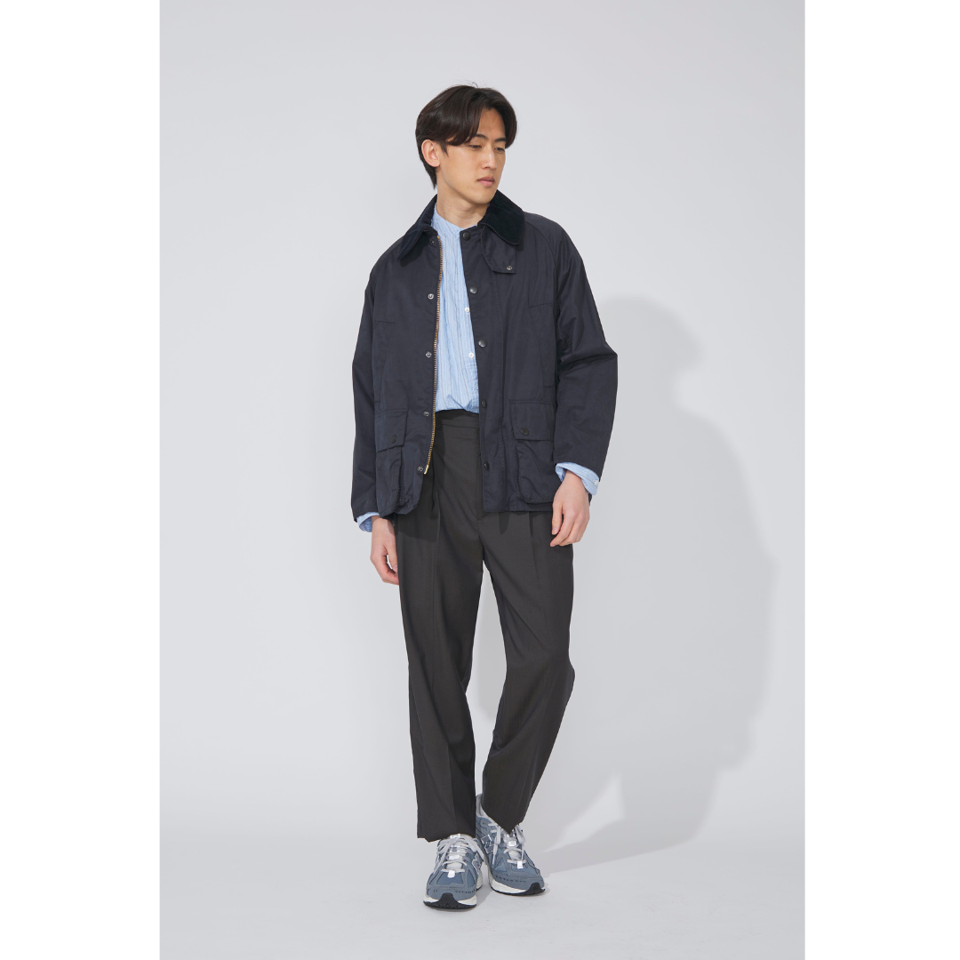 ジャケット×スラックスの秋のきれいめカジュアル